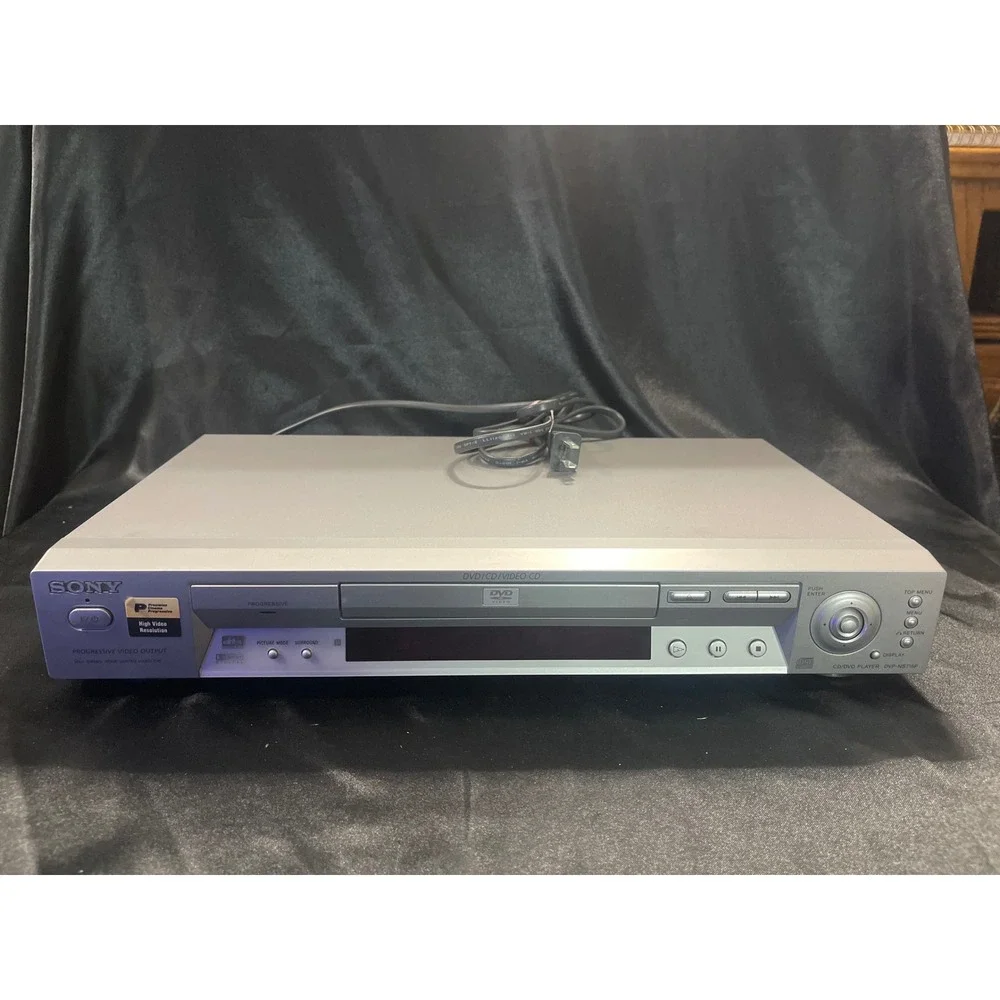 Sony DVP-NS715P CD DVD Player Silver Progressive Scan Dolby‎ Digital DTS WORKS